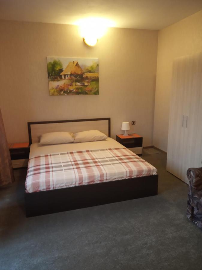 Guest House Urdoviza Kiten  Exterior foto
